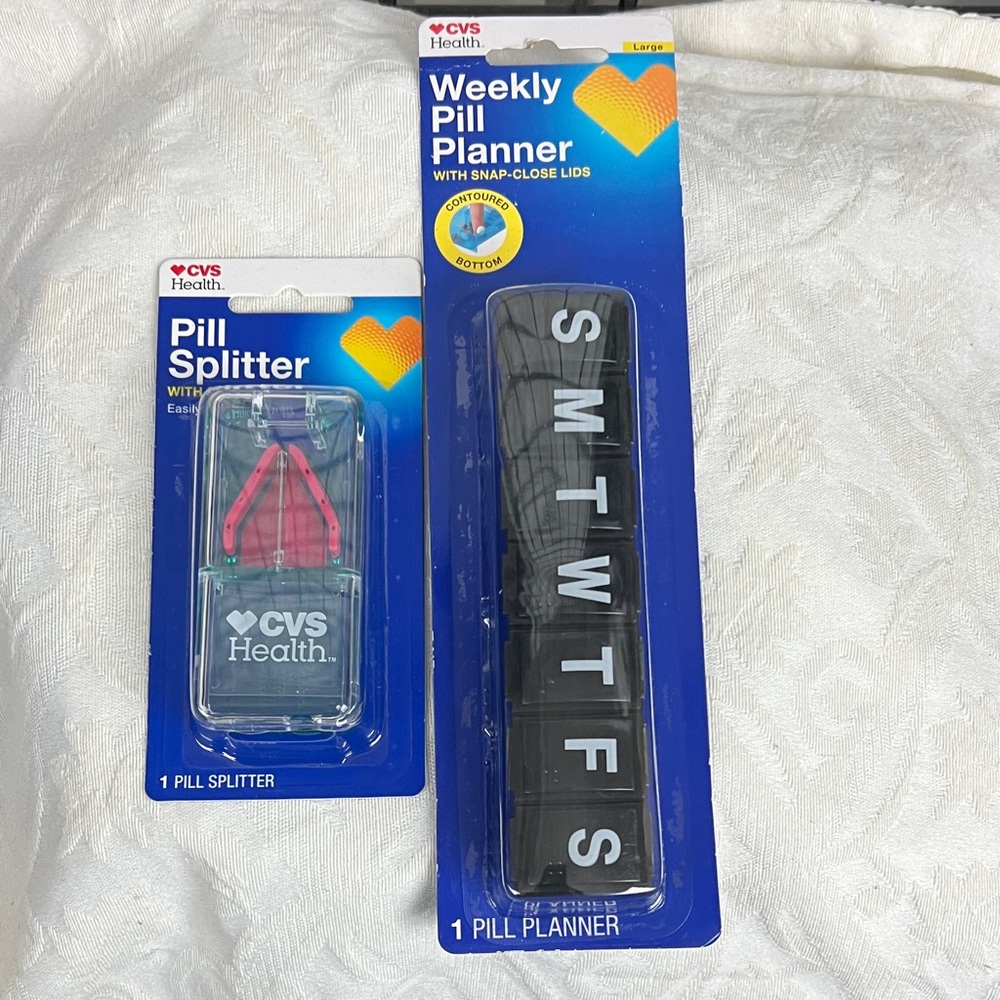 CVS Health Pill Splitter and Weekly Pill Planner Set